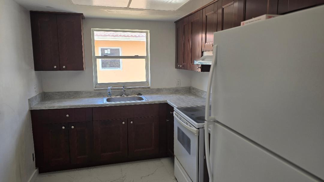 The Dells 64-40 B - Residential Lease