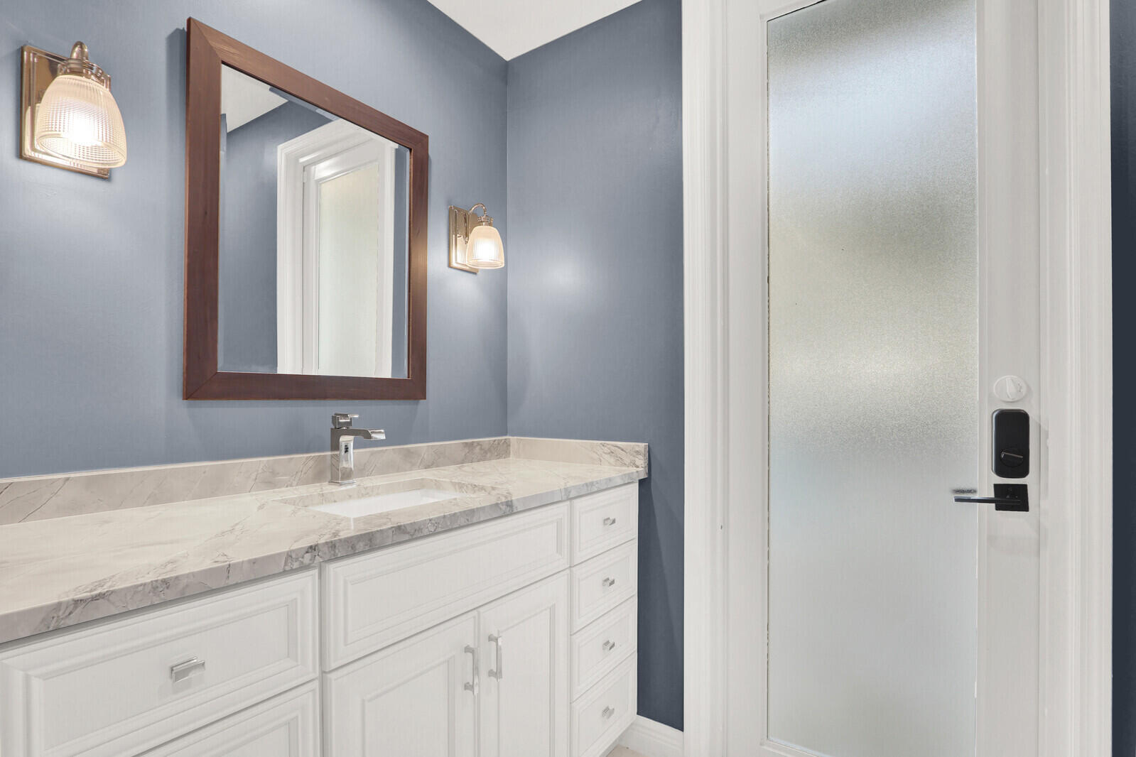 ISLAND - Residential