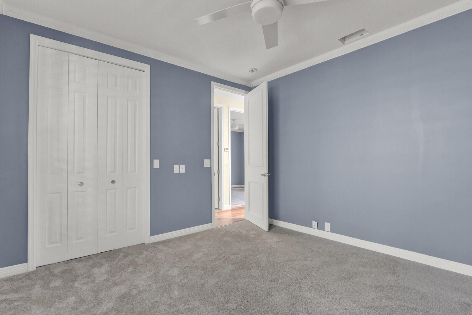 ISLAND - Residential