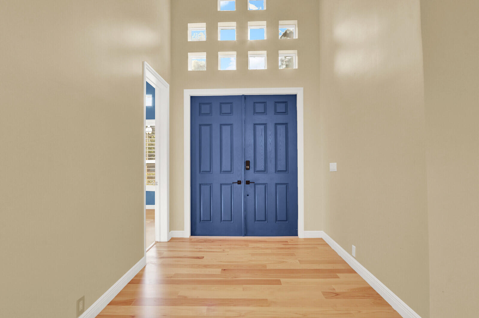 ISLAND - Residential