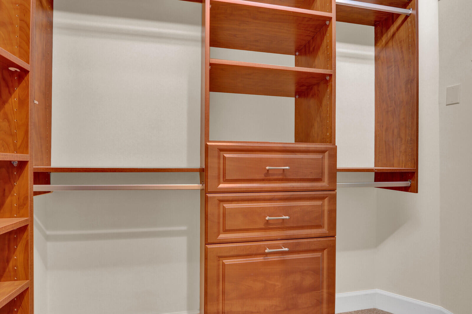 ISLAND - Residential