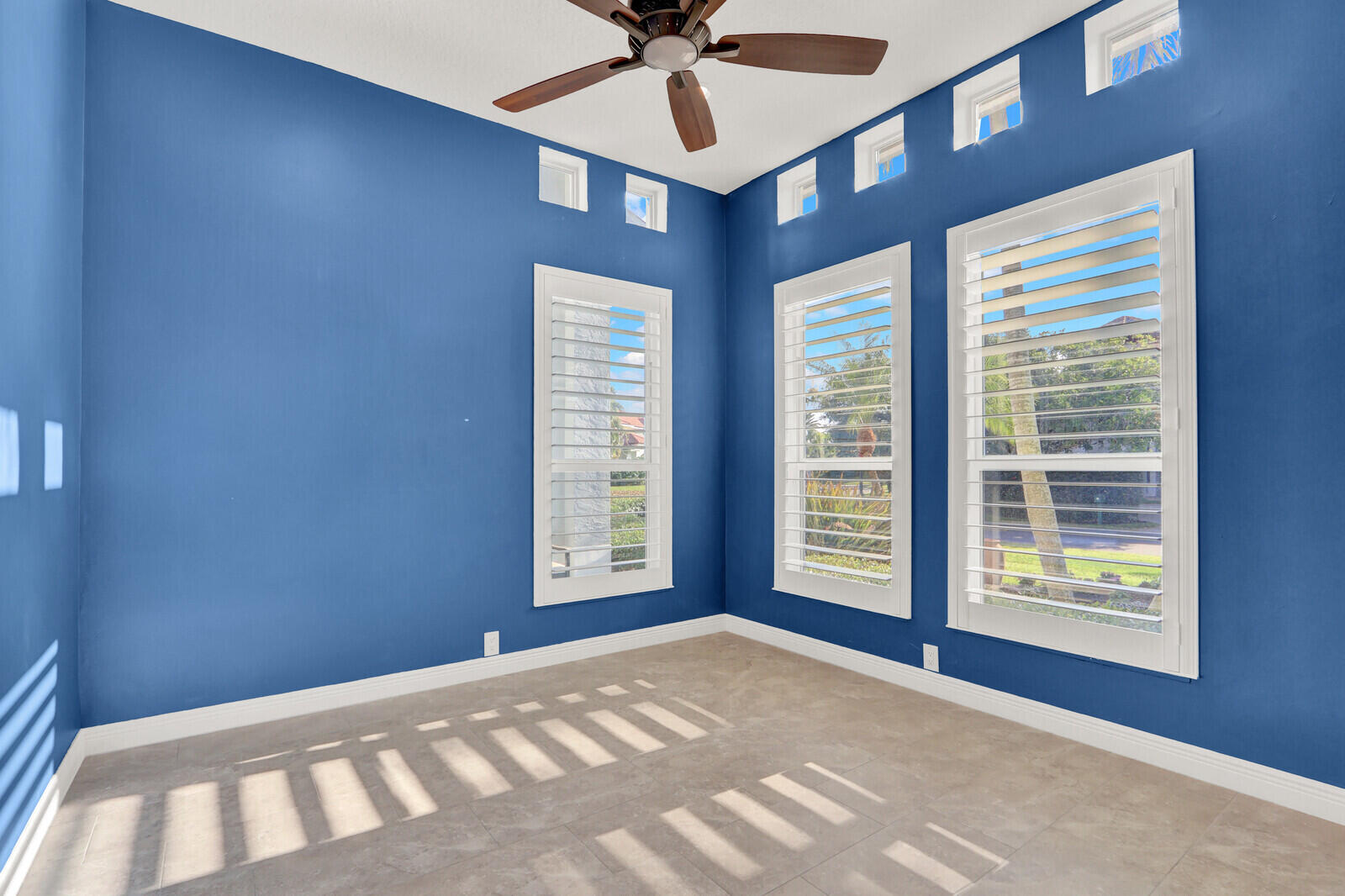 ISLAND - Residential