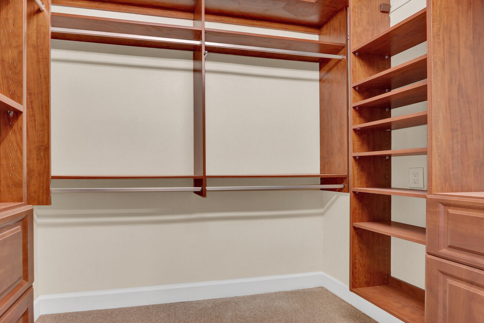 ISLAND - Residential