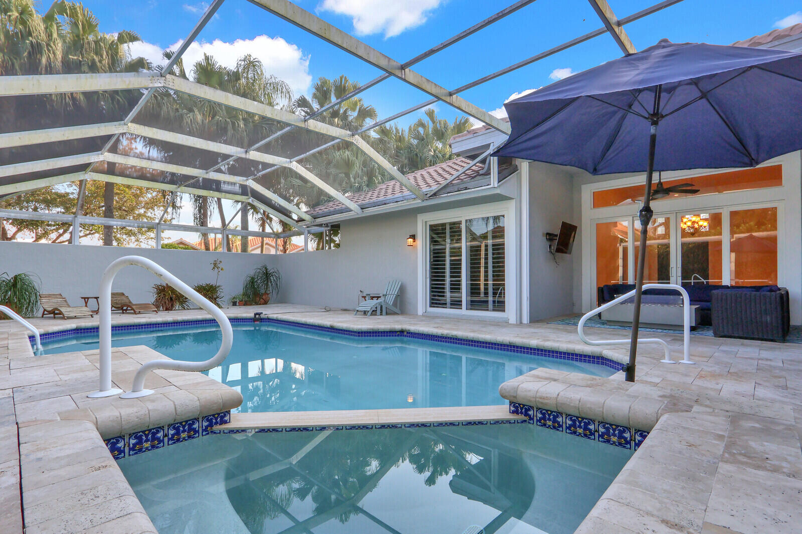 ISLAND - Residential