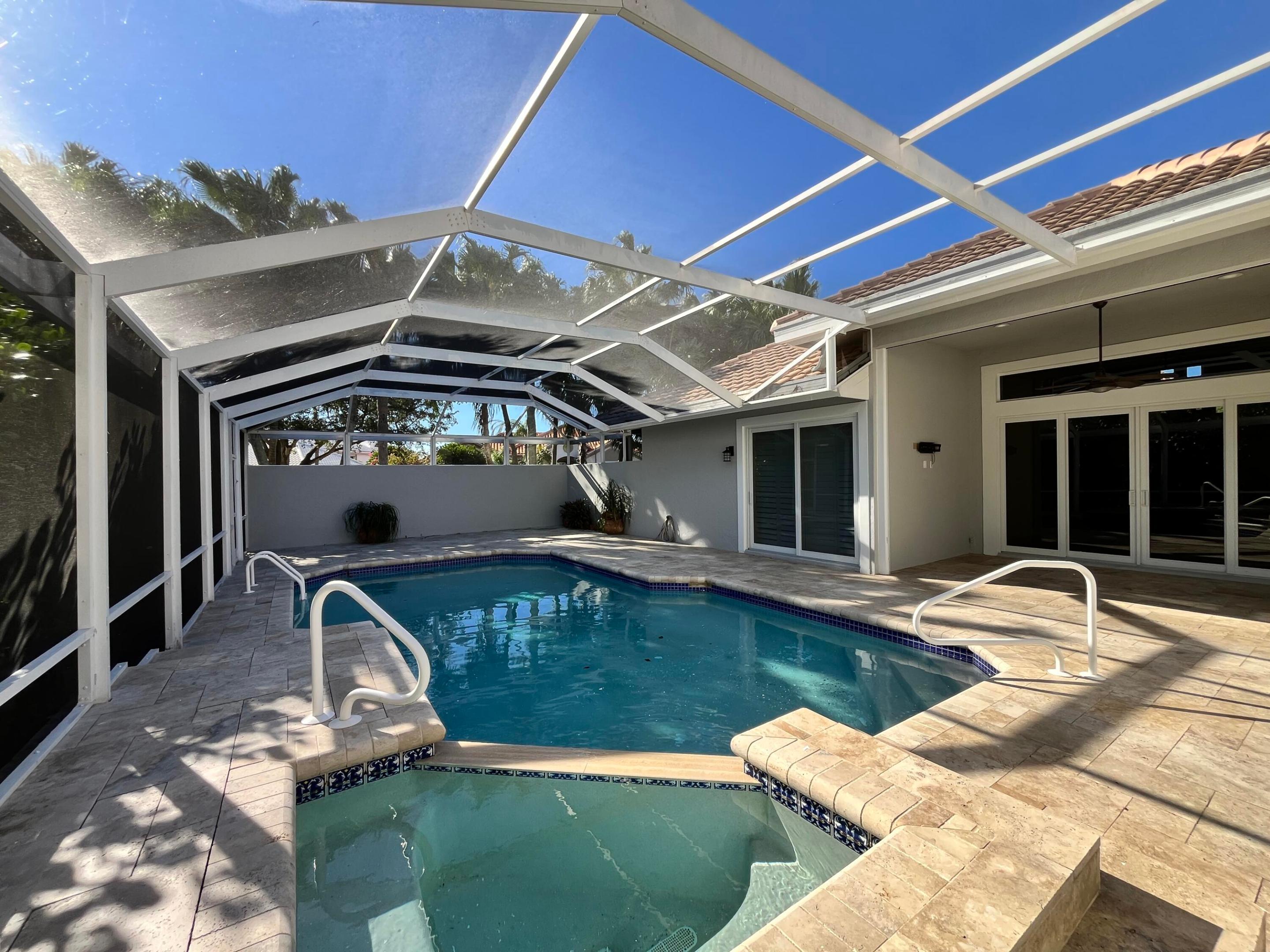 ISLAND - Residential