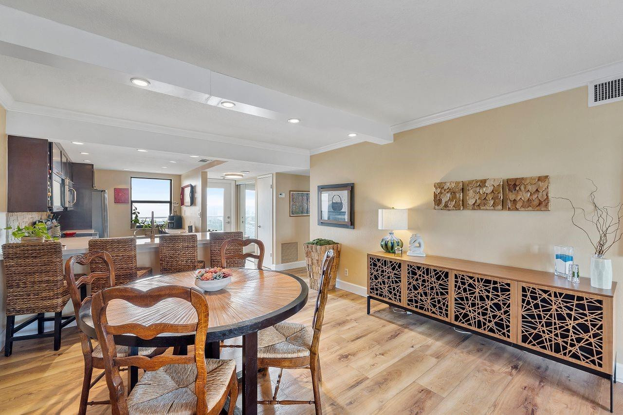 1401 N Riverside Drive 1102
