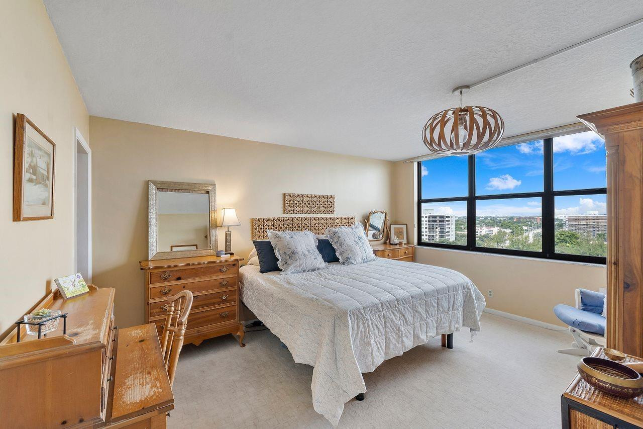 WATERBURY CONDO - Residential