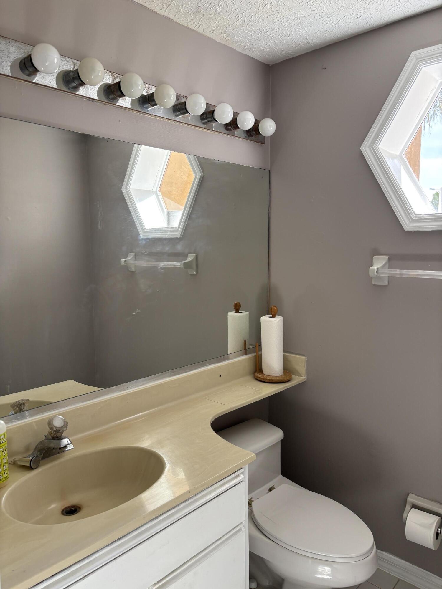 Estates of Longwood - Residential Lease