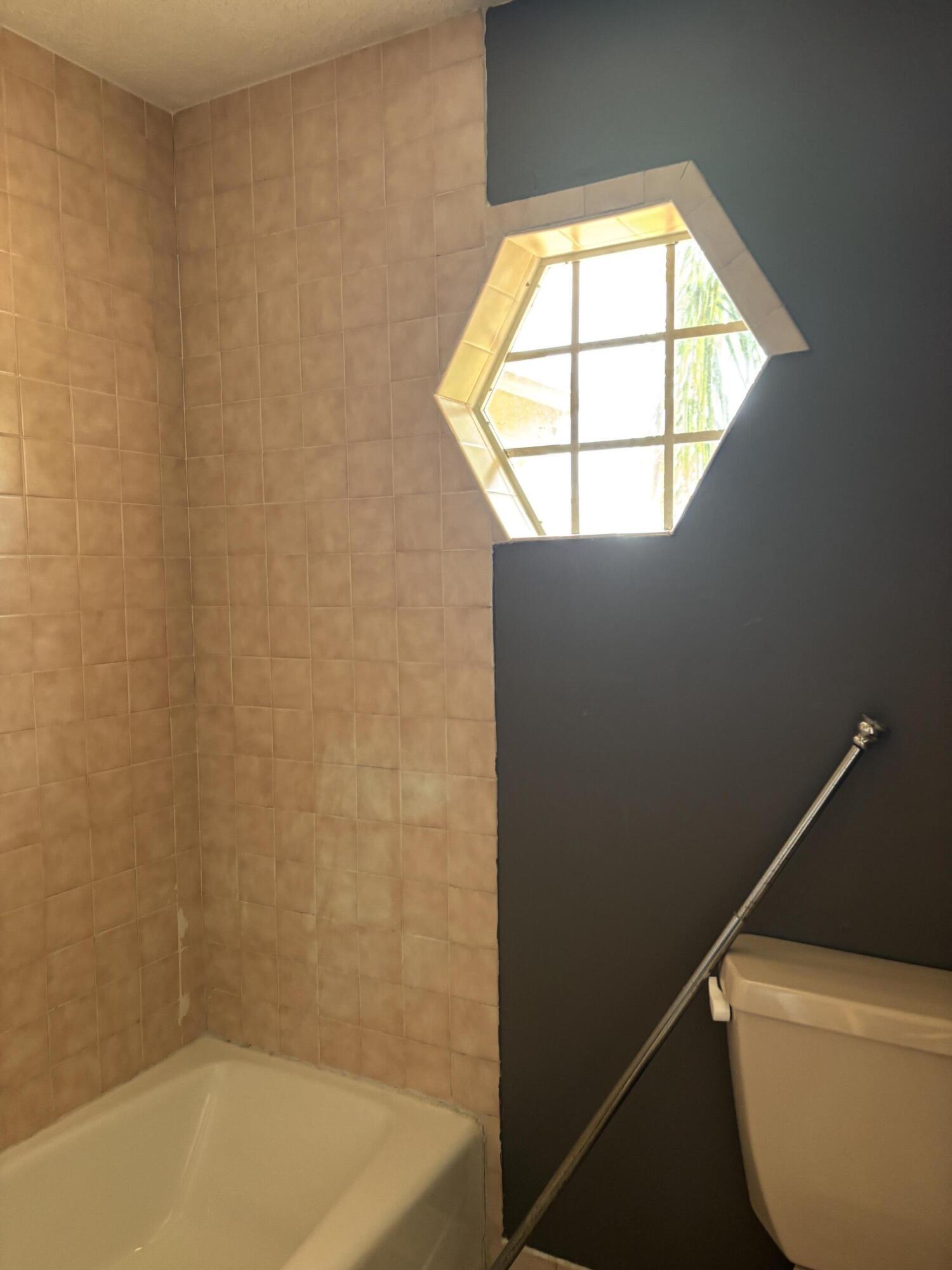 Estates of Longwood - Residential Lease