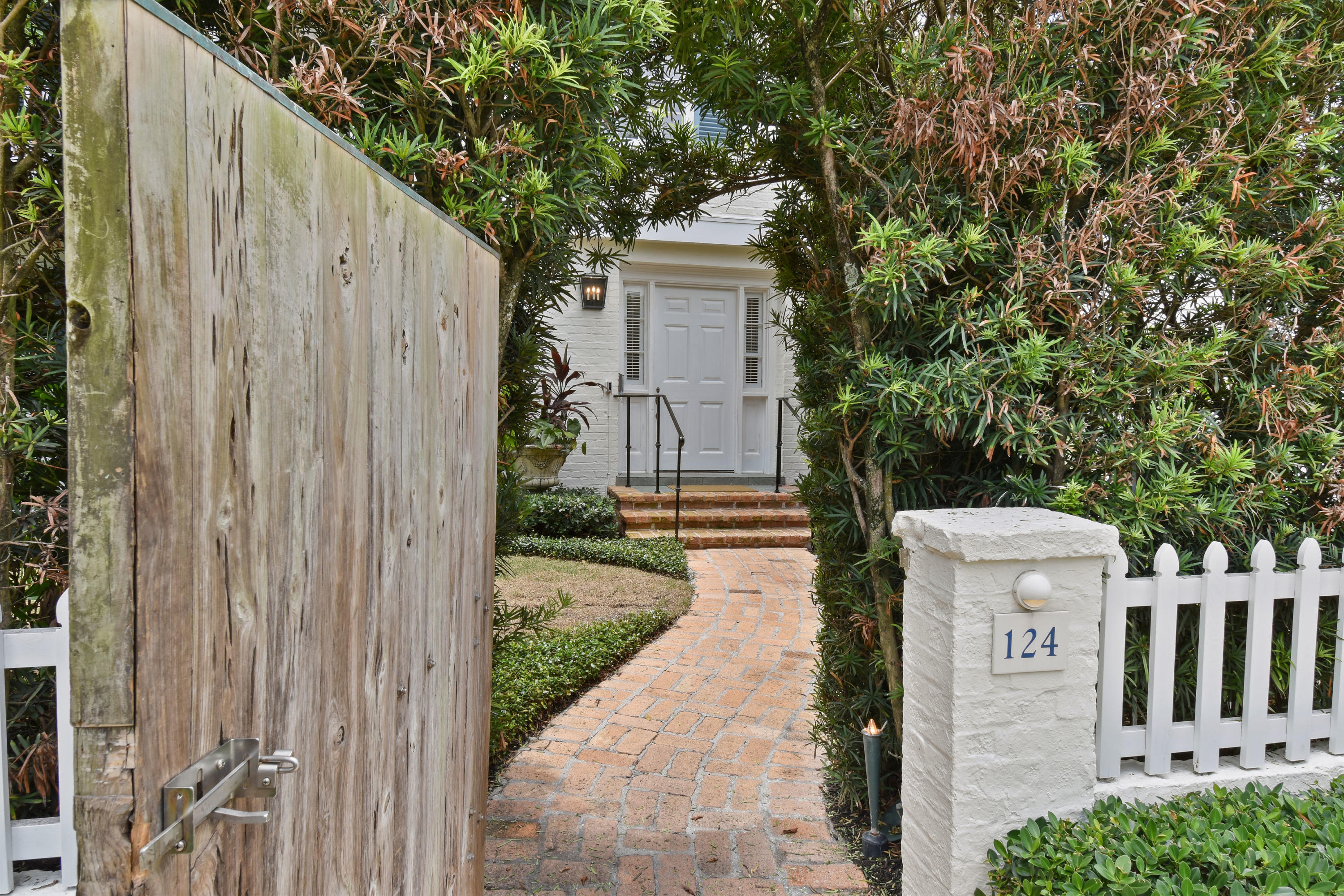 ROYAL PARK - Residential