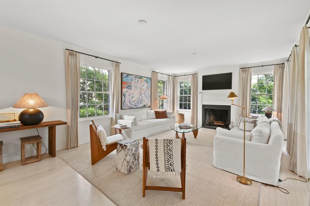 ROYAL PARK - Residential