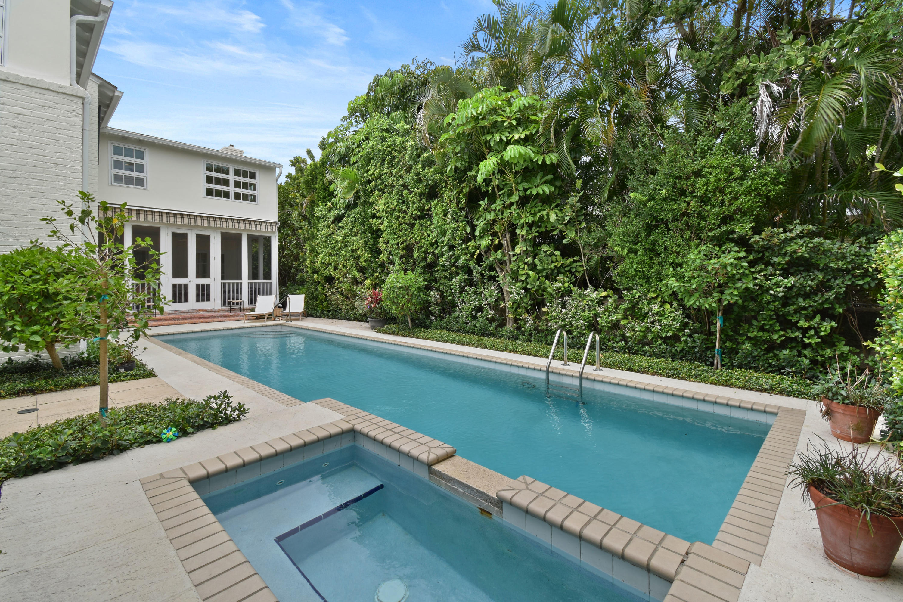 ROYAL PARK - Residential