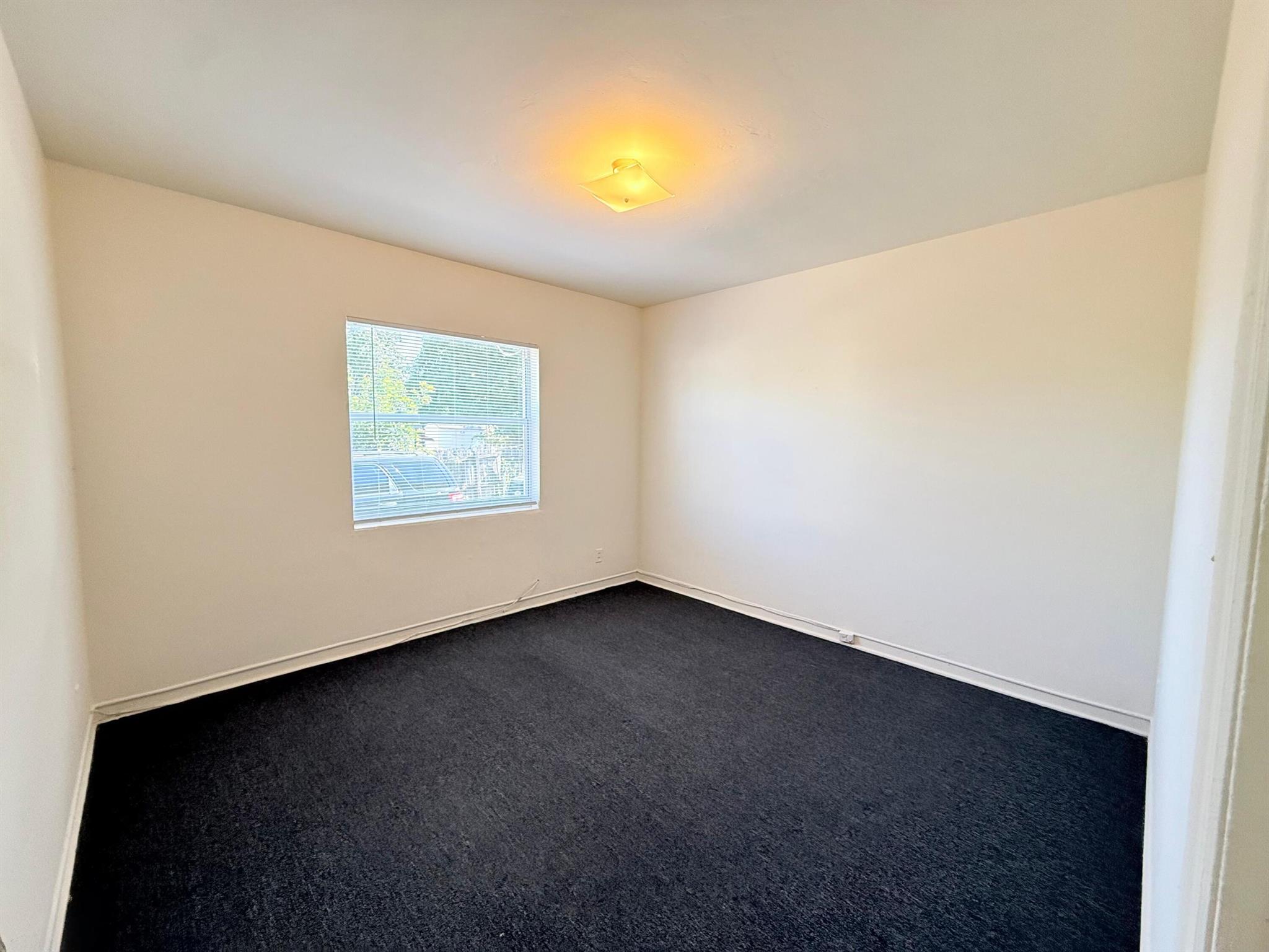 NORTH PALM BCH 3 - Residential Lease