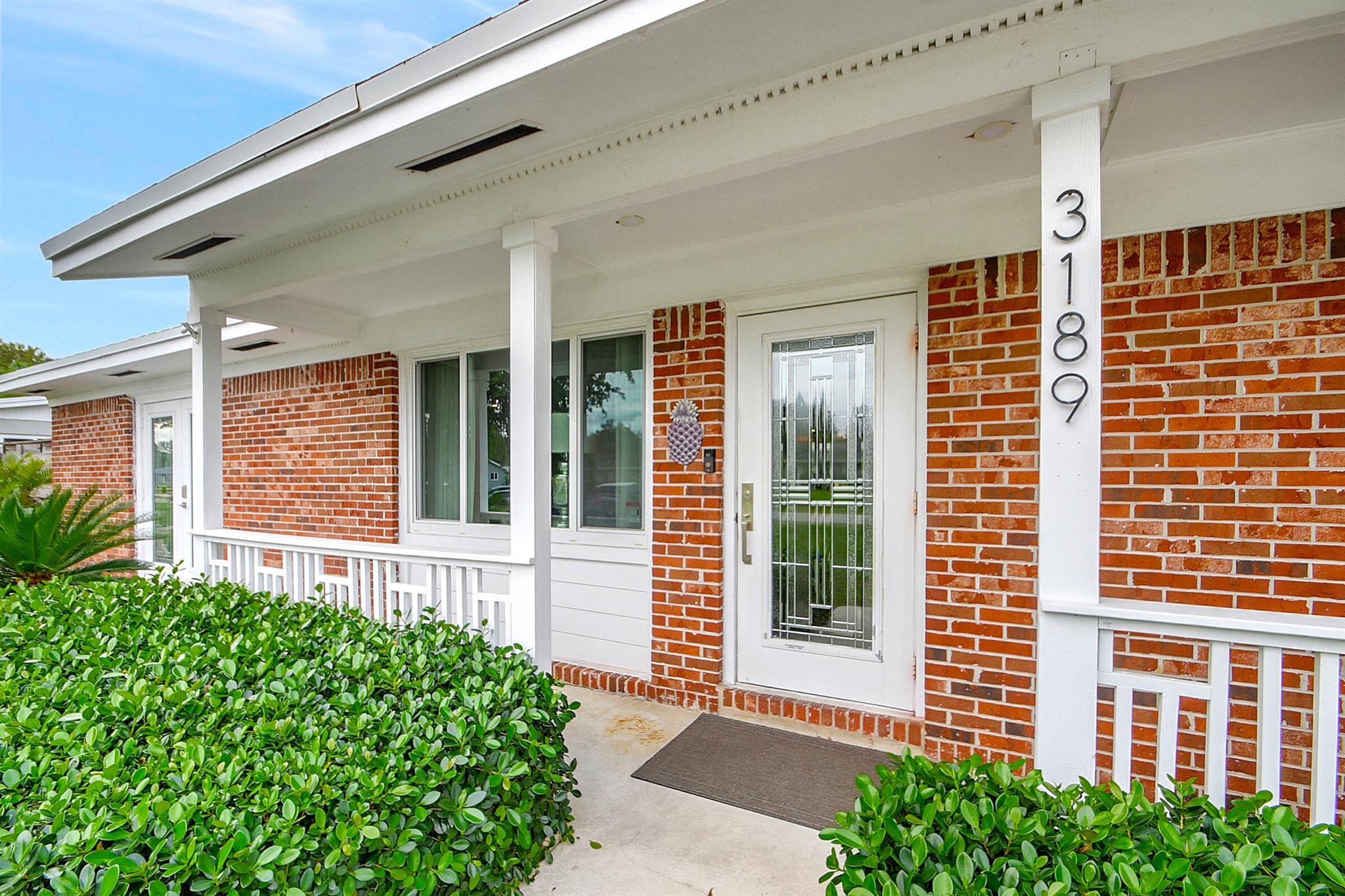 PALM BEACH NATL GOLF AND COUNTRY CLUB ESTATES 1 - Residential