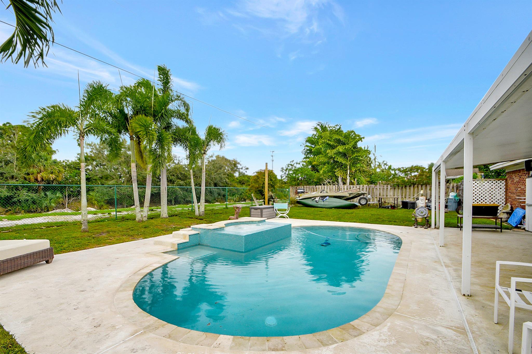 PALM BEACH NATL GOLF AND COUNTRY CLUB ESTATES 1 - Residential