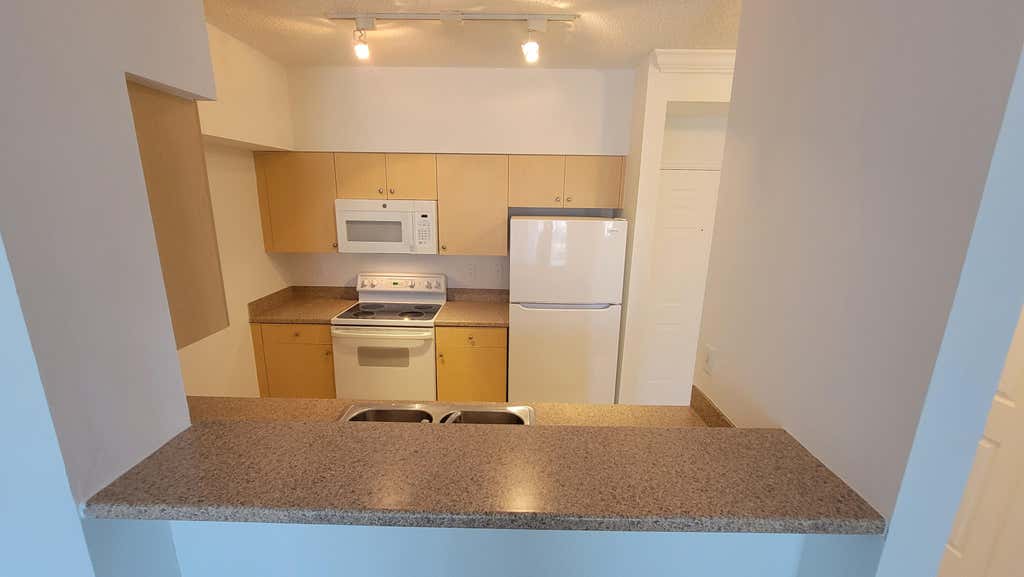 Photo of 616 CLEARWATER PARK Road #407, West Palm Beach, FL 33401 (MLS # B26067012)