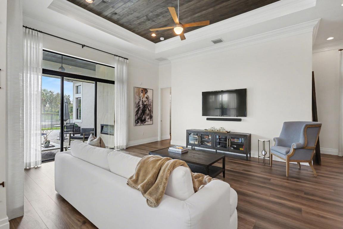 Seven Bridges - Residential