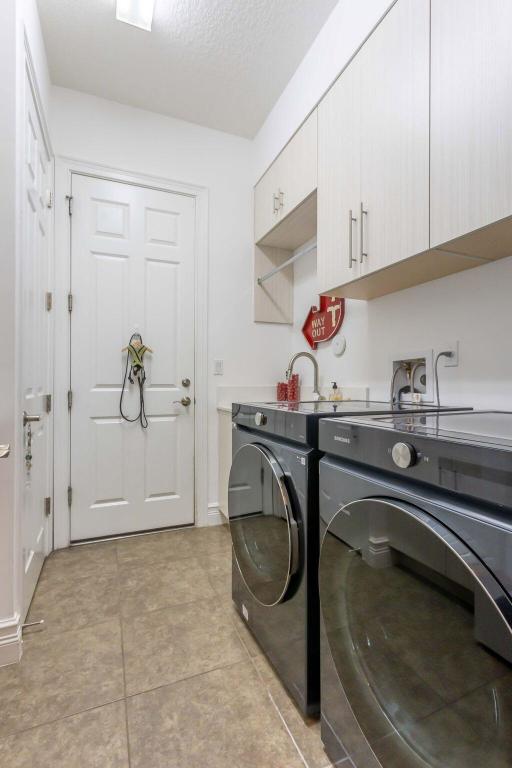 Seven Bridges - Residential