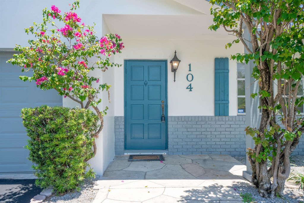 Photo of 104 Orchard Ridge Lane, Boca Raton, FL 33431 (MLS # R10984576)