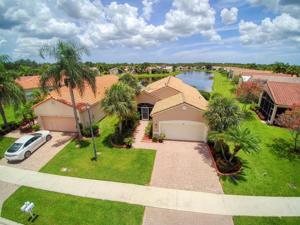 Photo of 348 NW Breezy Point Loop, Port St Lucie, FL 34986 (MLS # R10904726)