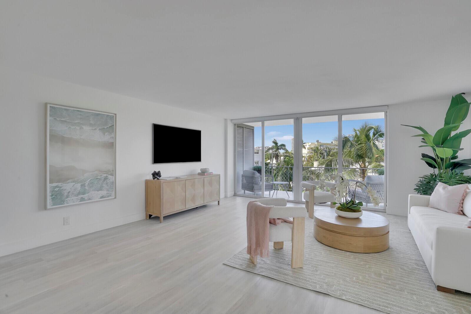 ISLAND HOUSE CONDO - Residential