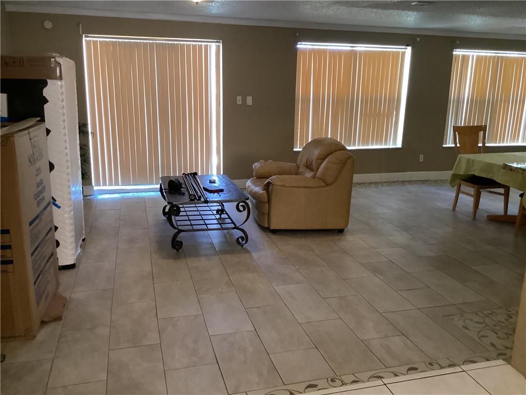 Lauderdale Lakes North Ga - Residential