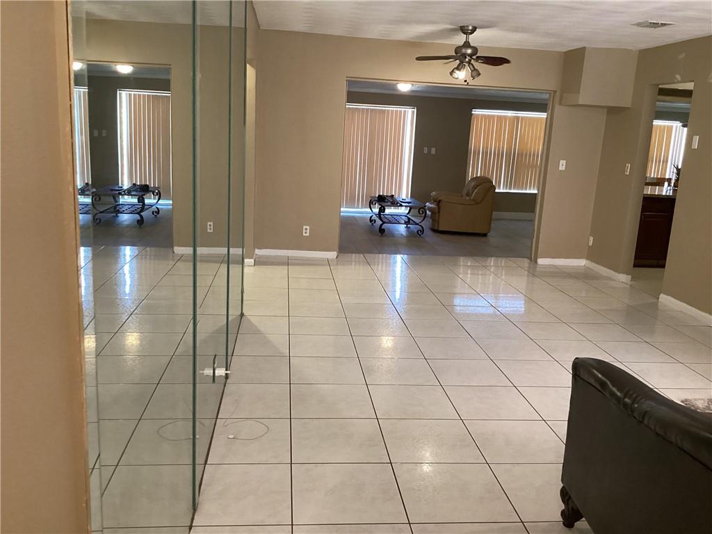 Lauderdale Lakes North Ga - Residential