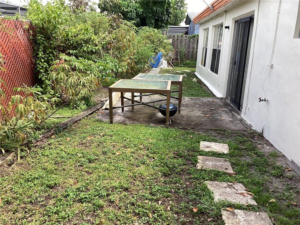 Lauderdale Lakes North Ga - Residential