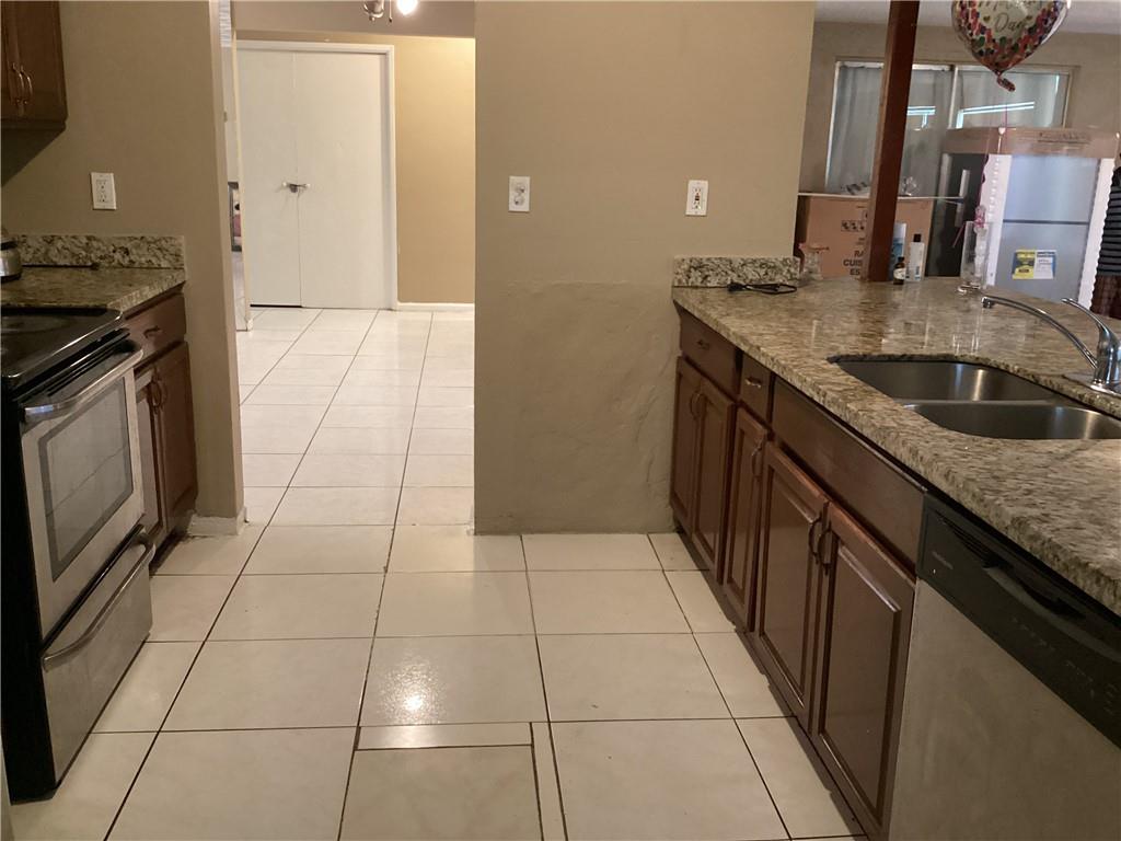 Lauderdale Lakes North Ga - Residential