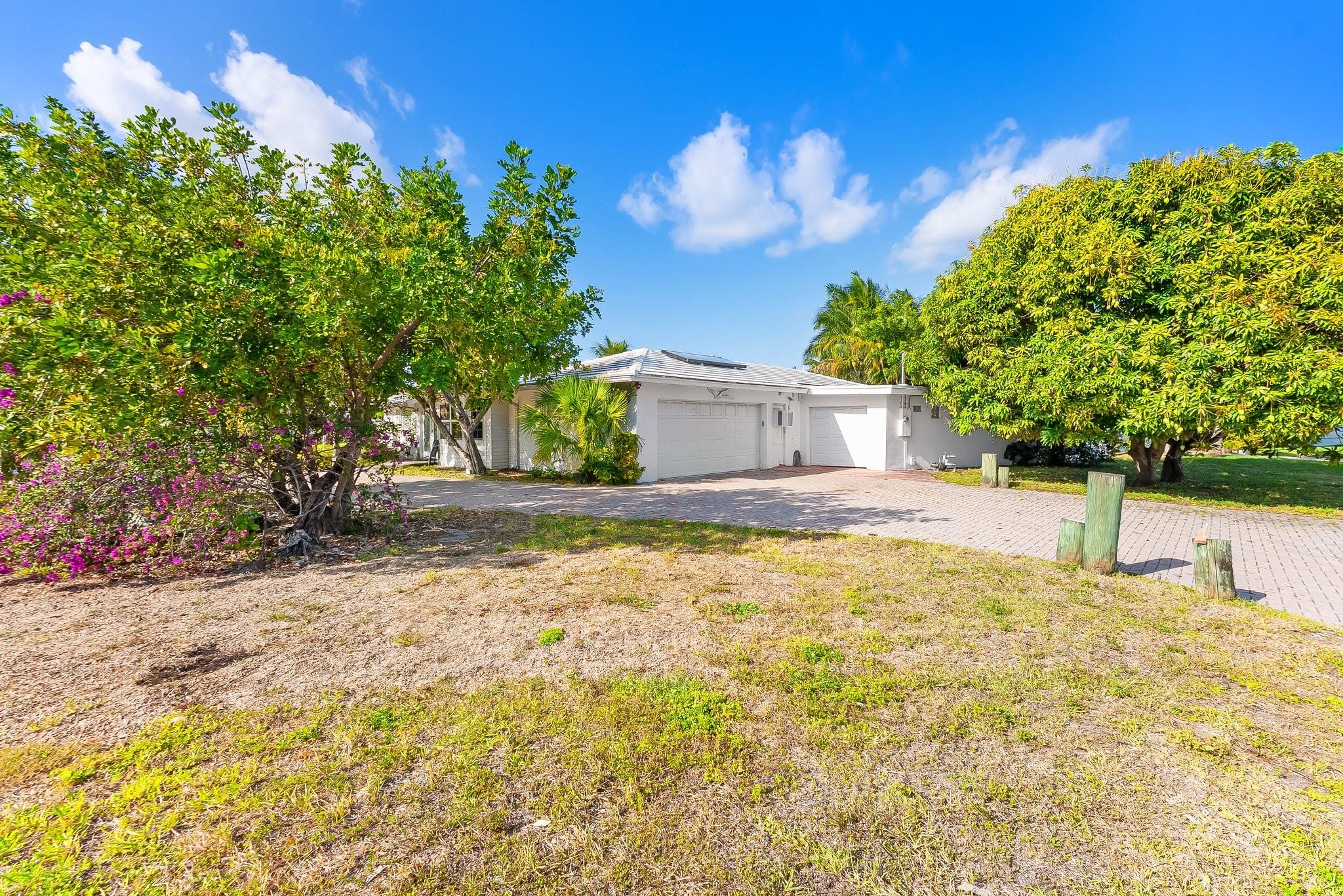 1318 SE 12th Ter