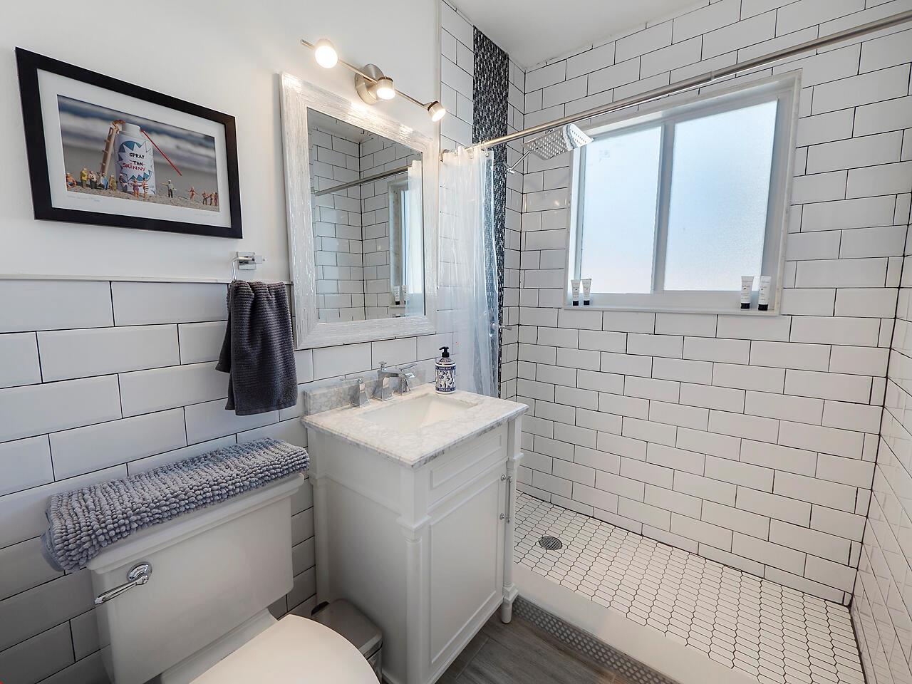 PALM BEACH SHORES - Residential Lease