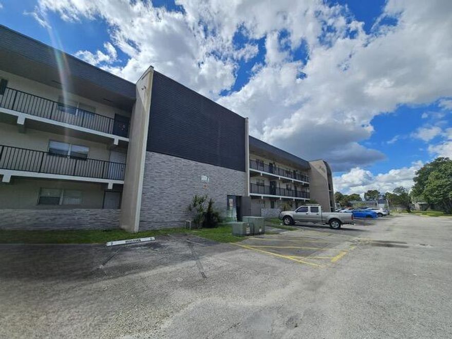 Beautiful 2BD/2BA condo for rent in Versailles Gardens, Tamarac. Bright unit with tile floors, carpet in bedrooms, screened balcony. Pool, tennis, clubhouse near University Dr!