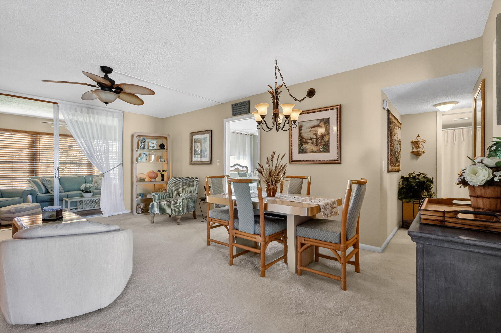 VILLAGES OF ORIOLE ABBEY CONDO - Residential