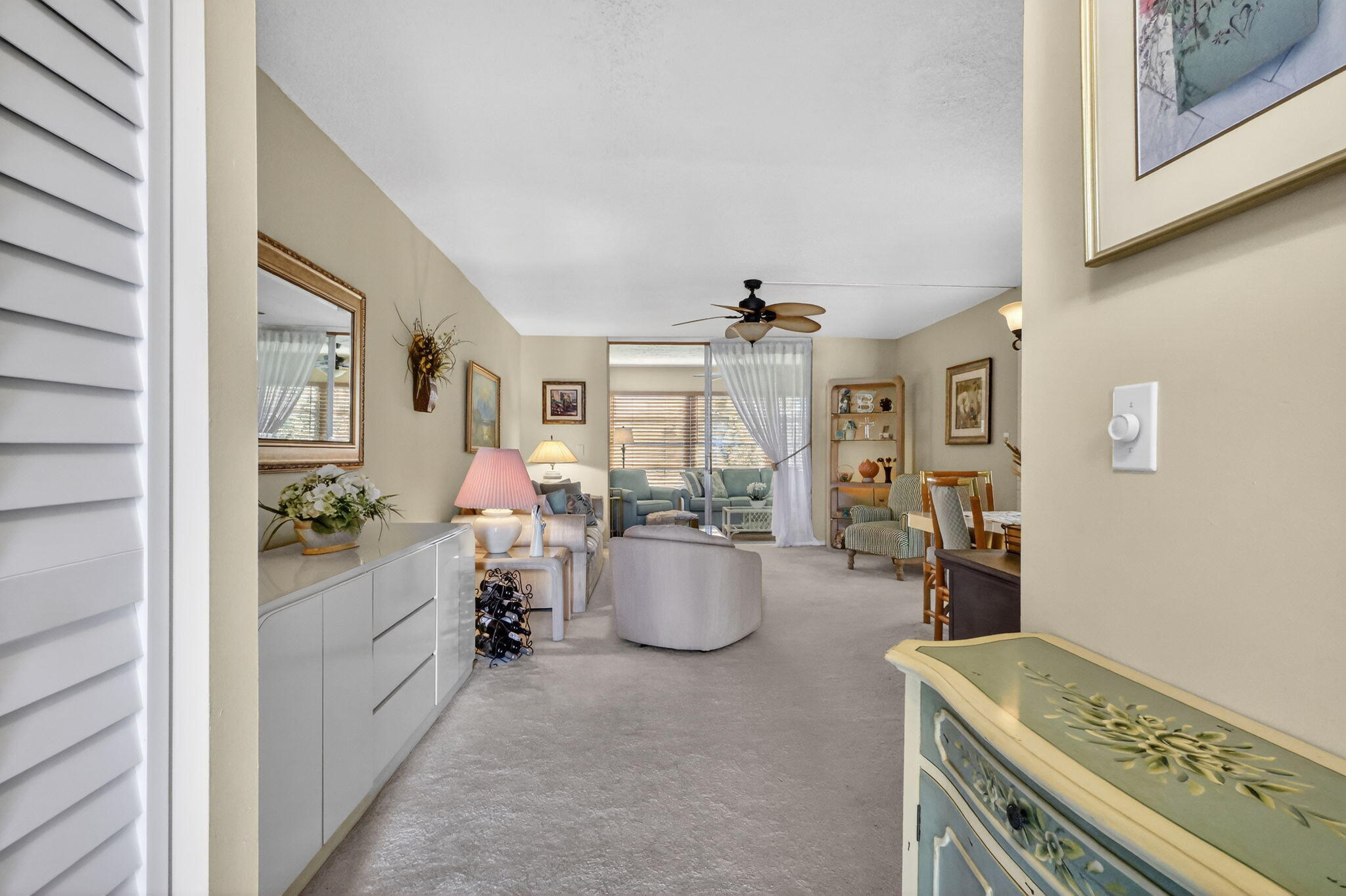 VILLAGES OF ORIOLE ABBEY CONDO - Residential