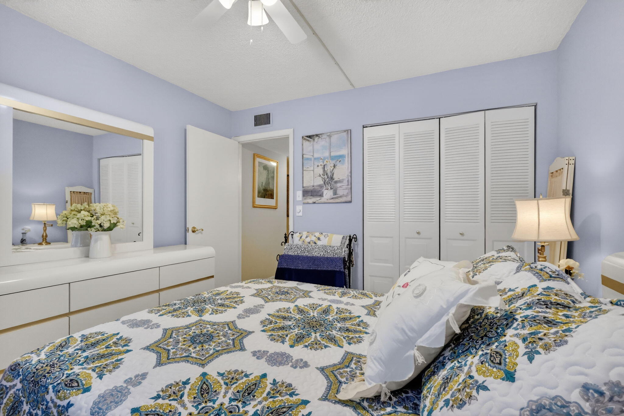 VILLAGES OF ORIOLE ABBEY CONDO - Residential