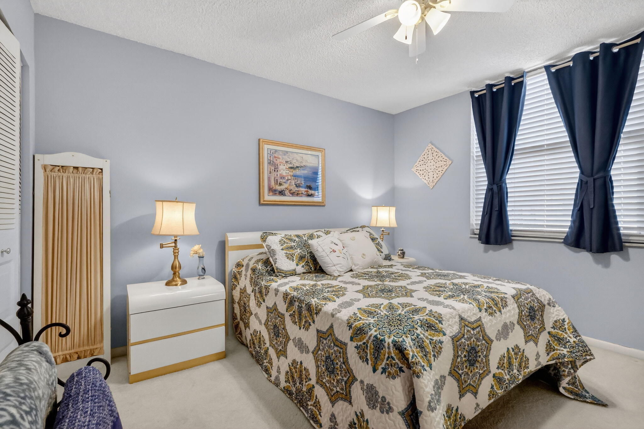 VILLAGES OF ORIOLE ABBEY CONDO - Residential