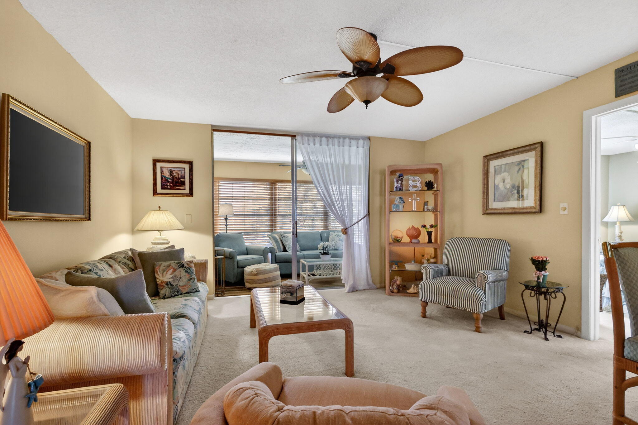 VILLAGES OF ORIOLE ABBEY CONDO - Residential