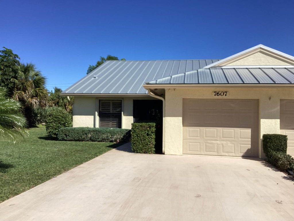 Photo of 7607 SE Sugar Sand Circle, Hobe Sound, FL 33455 (MLS # R10884097)