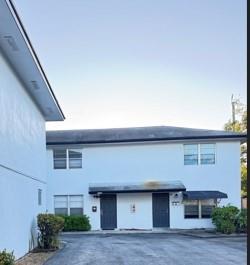 CUTE, NEWLY REMODELED CBS MUILTI FAMILY HOME. CERAMIC TILE THROUGHTOUT LIVING AREAS. CAN BE