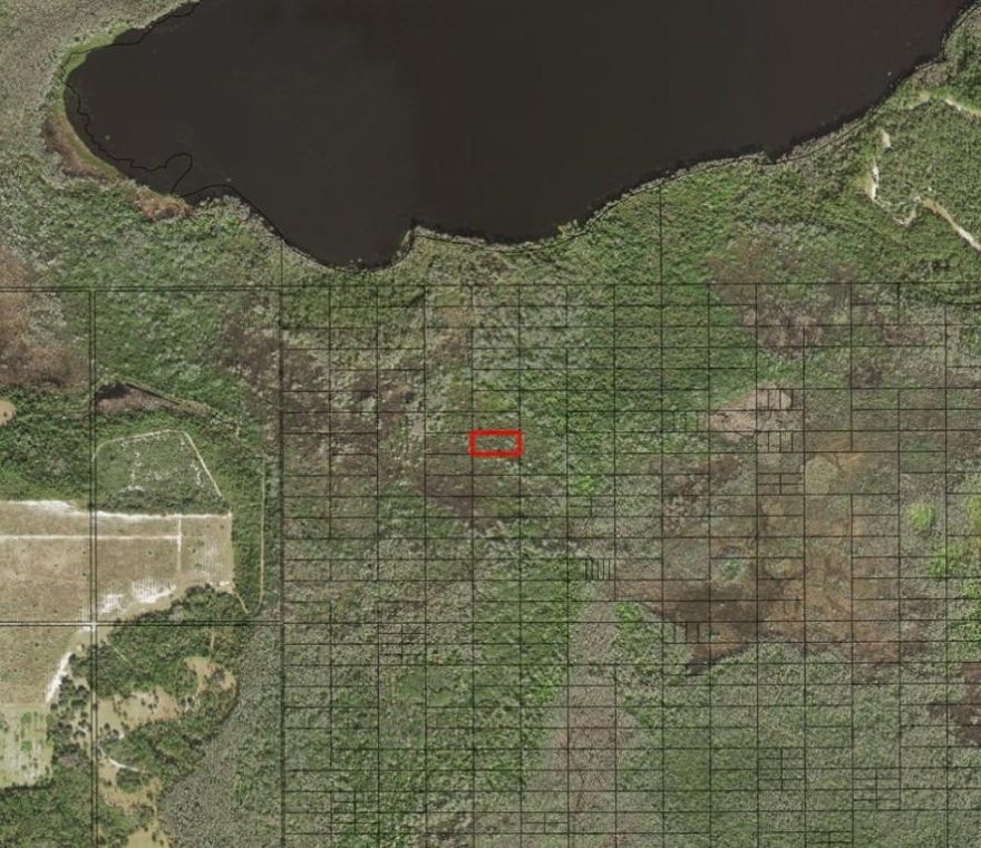 Own your own property in Holopaw. Hunt, camp and ride!Owner financing available