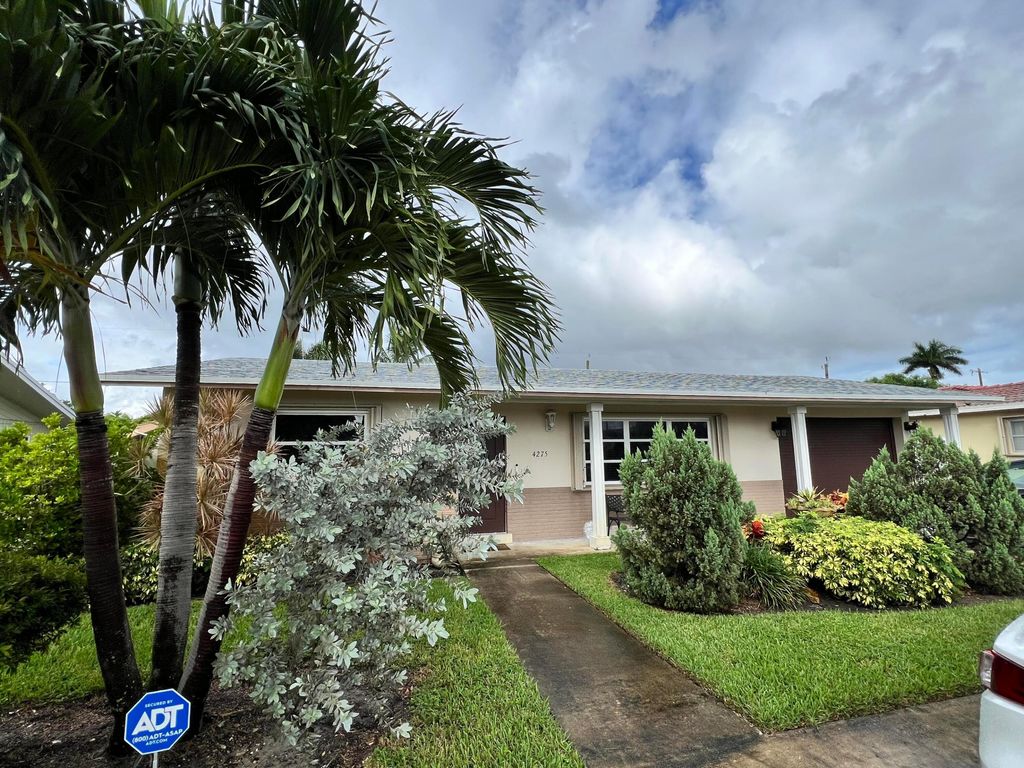 Photo of 4275 Foss Road, Lake Worth, FL 33461 (MLS # R11026746)