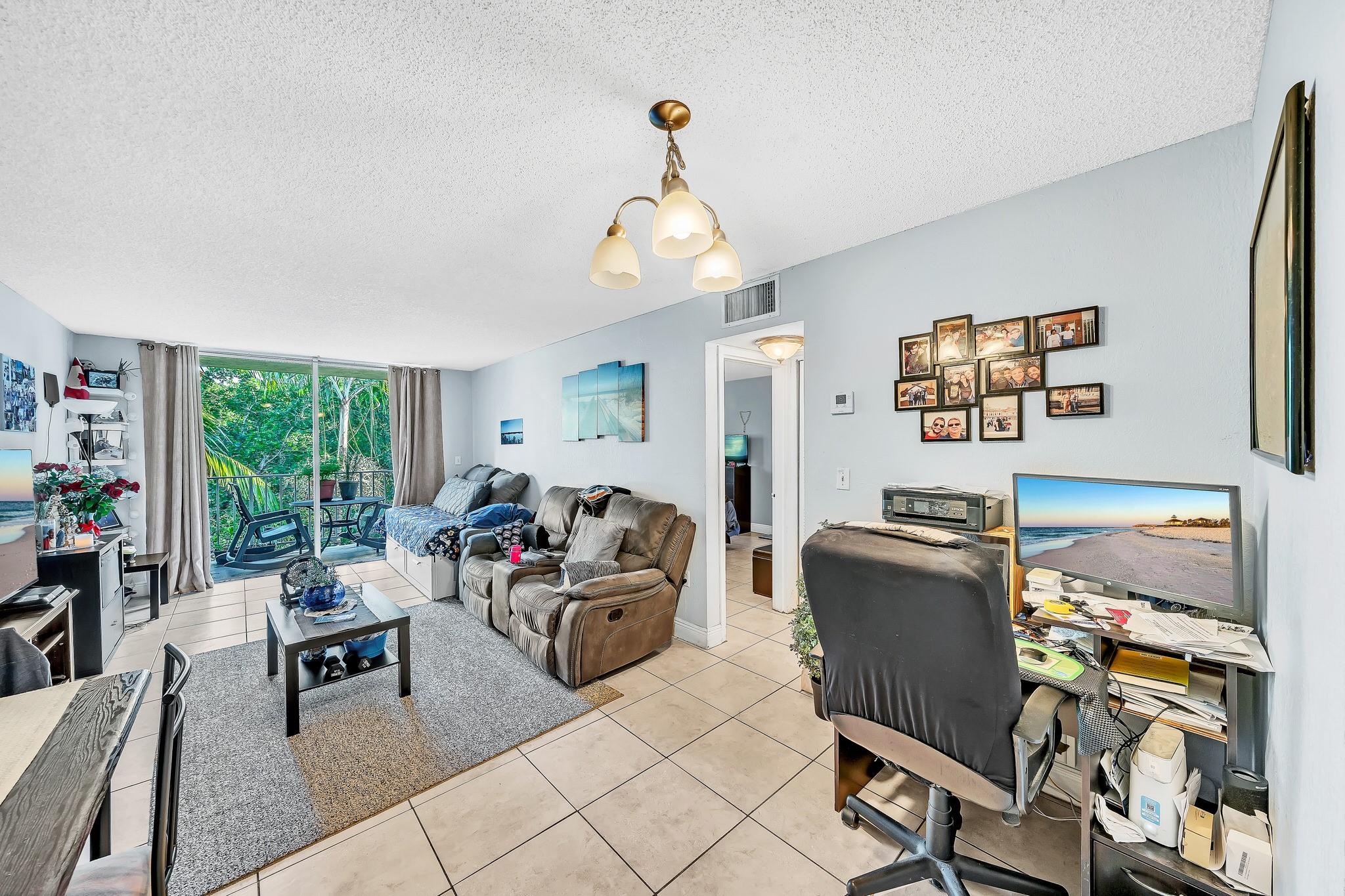 Bayview Palms - Residential