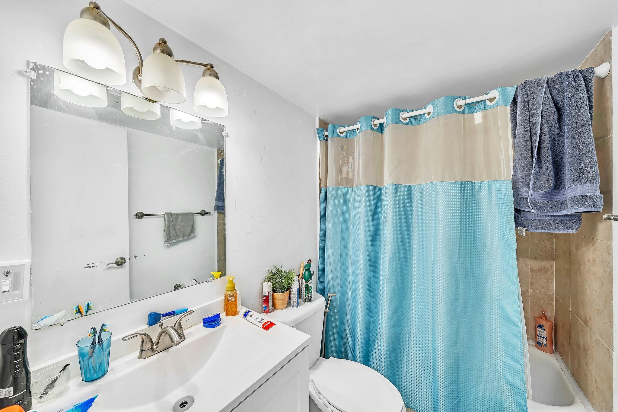 Bayview Palms - Residential