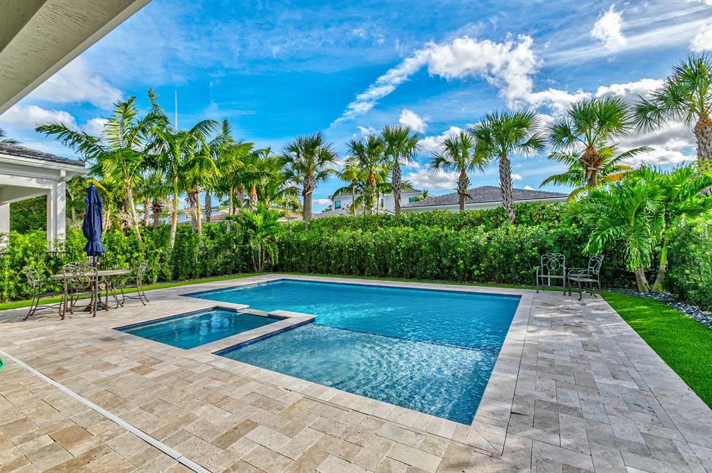 ARTISTRY - Residential