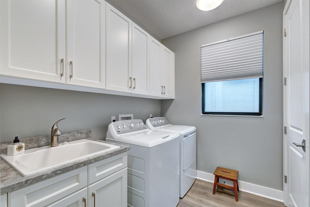 ARTISTRY - Residential