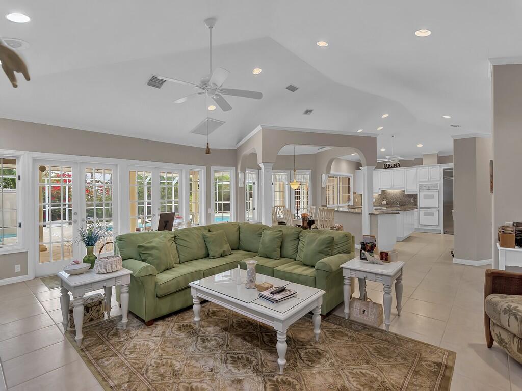 SANDPOINTE SUB - Residential