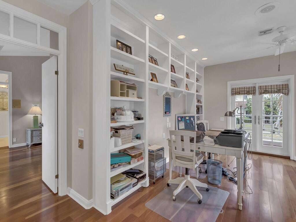 SANDPOINTE SUB - Residential