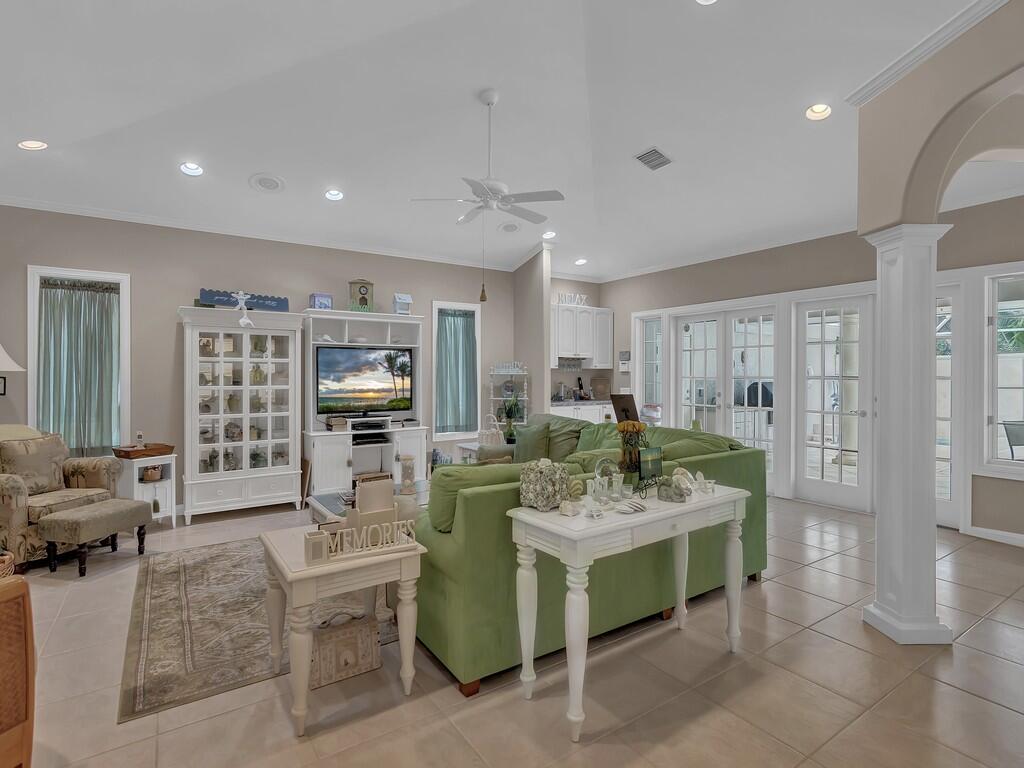 SANDPOINTE SUB - Residential