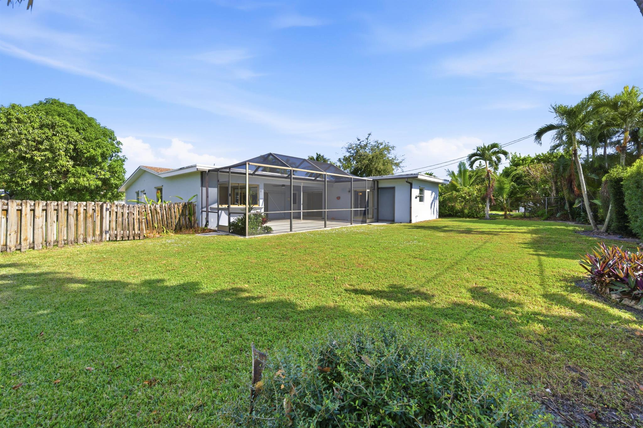 PALM BEACH GARDENS 3 - Residential