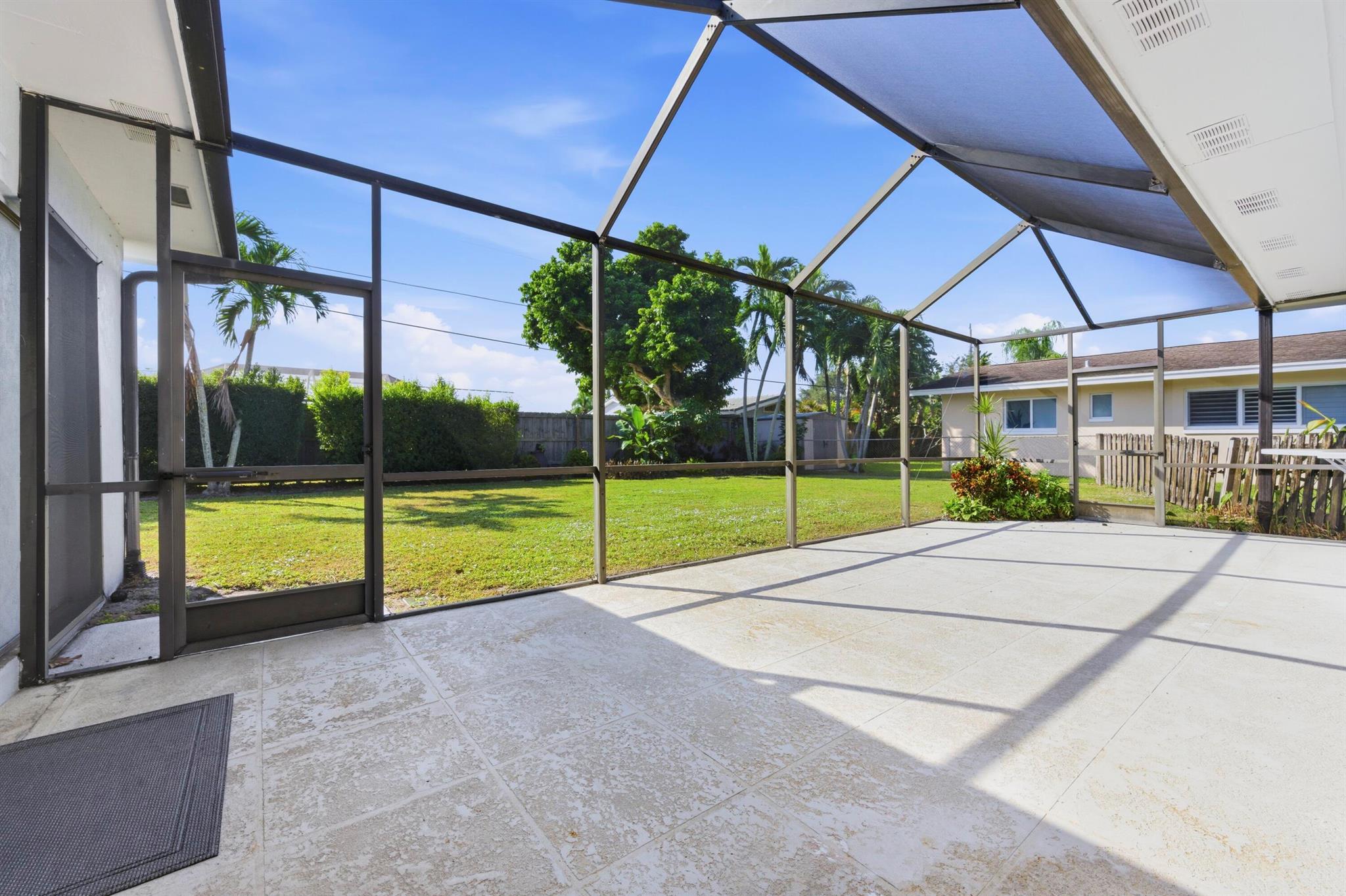 PALM BEACH GARDENS 3 - Residential